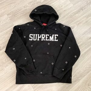 Supreme hoodie size S